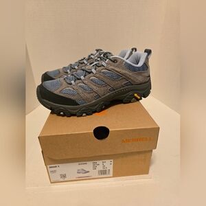 Merrell Women's Smoke Athletic Shoes with Rugged Outsole